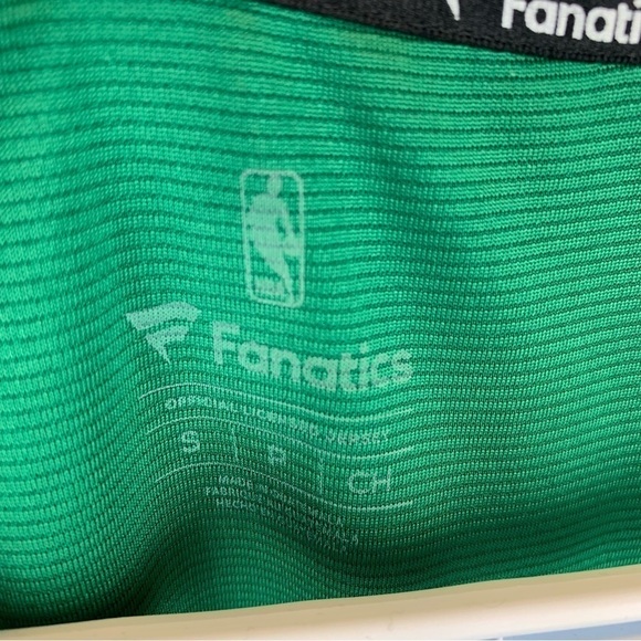 Fanatics Kyrie Irving Boston Celtics #11 V-Neck Tee NBA Jersey Women's  S - Picture 5 of 7